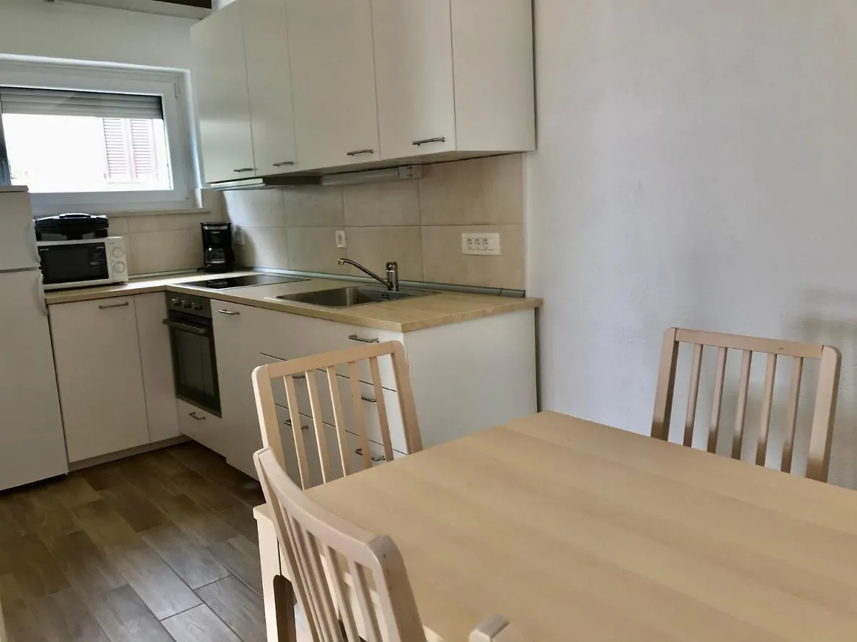 Apartment Tusek Jadranovo