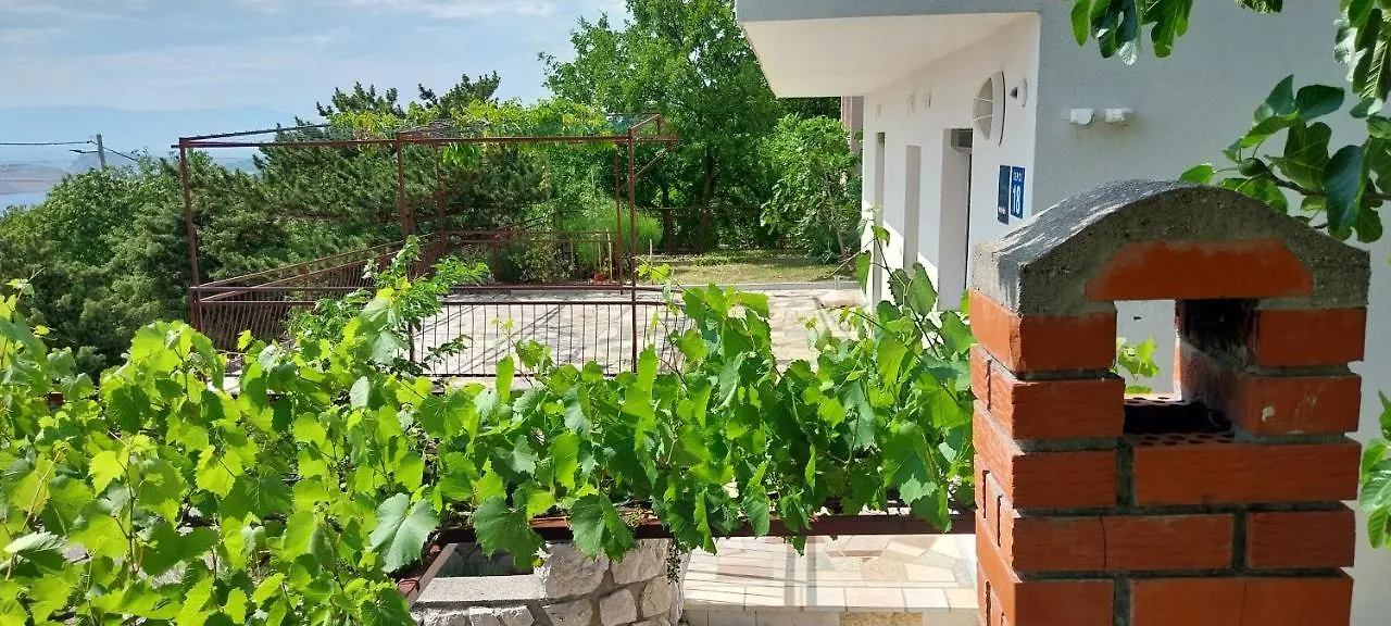 Apartment Tusek Jadranovo 0*,